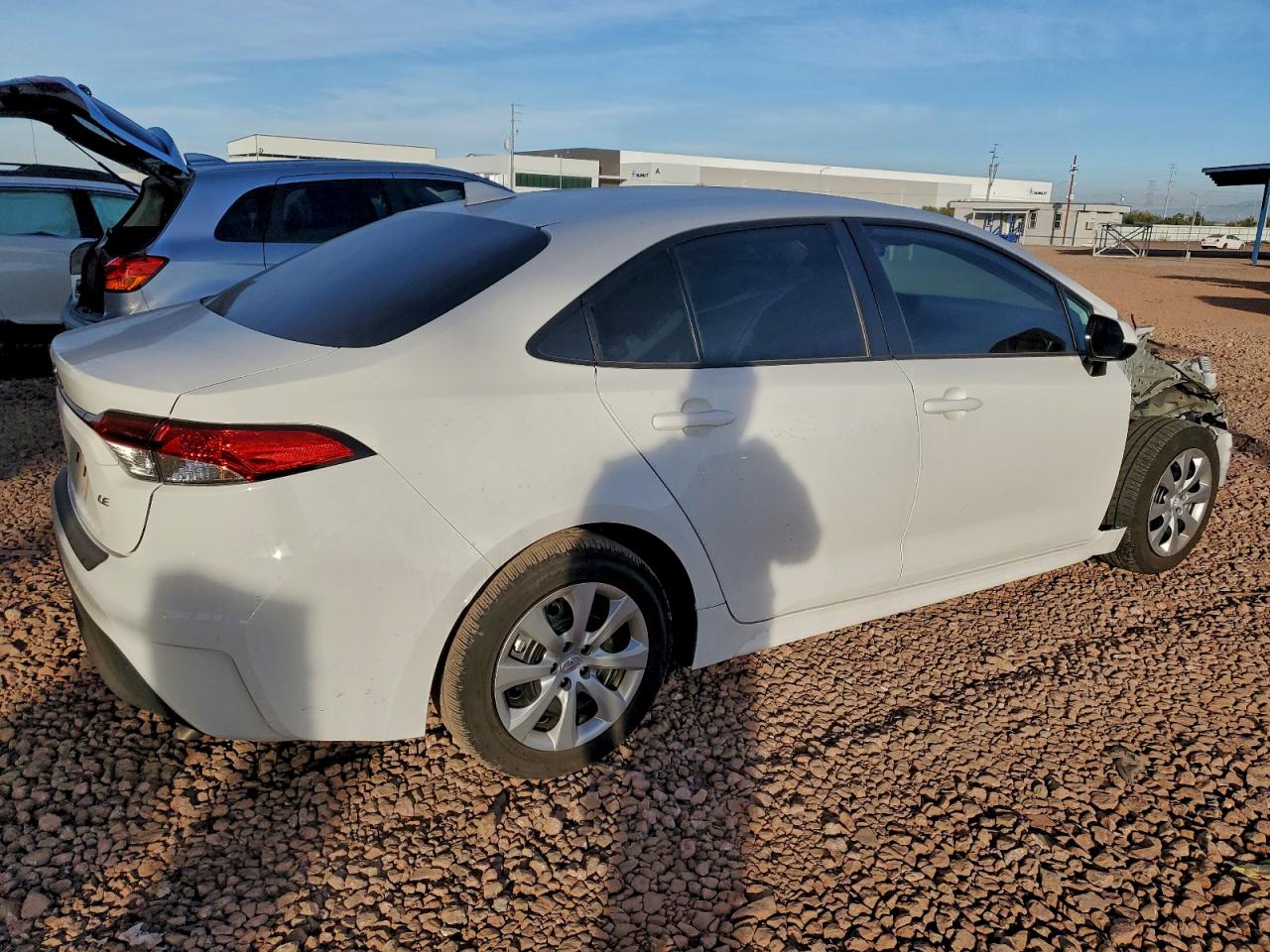 2024 TOYOTA COROLLA LE photo 5
