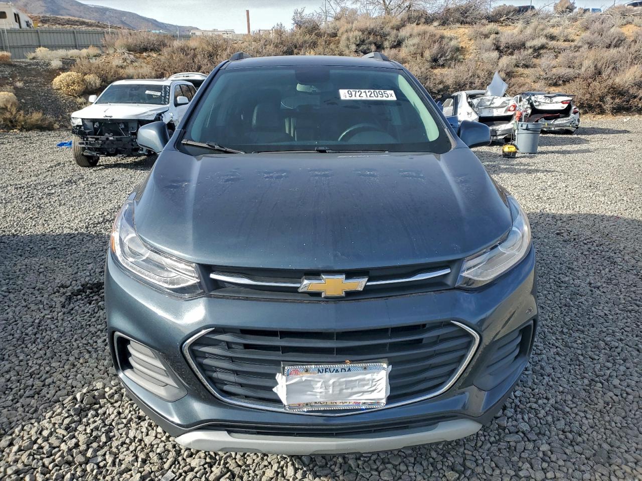 2021 CHEVROLET TRAX 1LT photo 5
