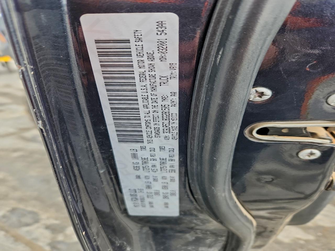 2016 RAM 2500 ST photo 13
