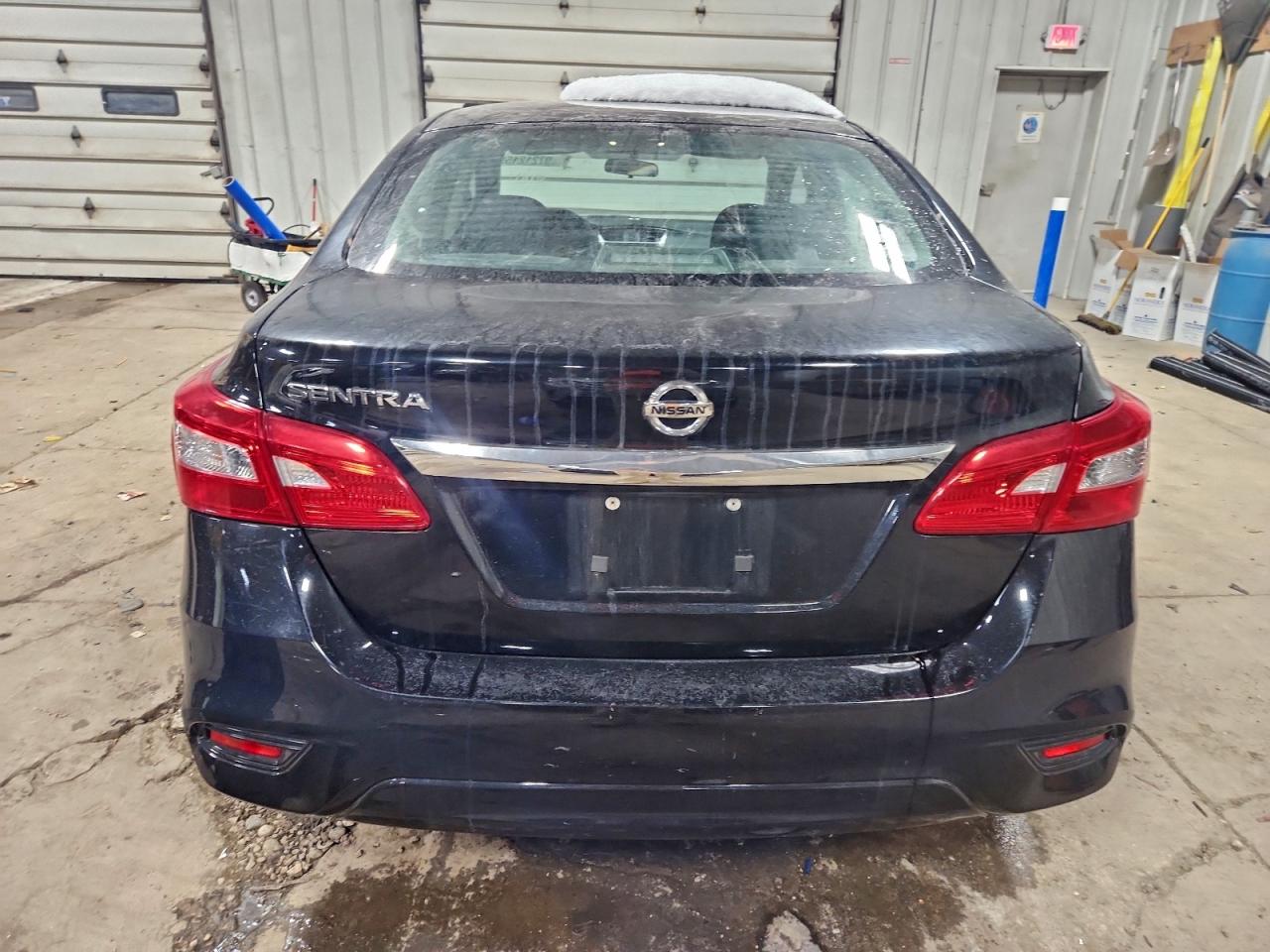 2017 NISSAN SENTRA S photo 6