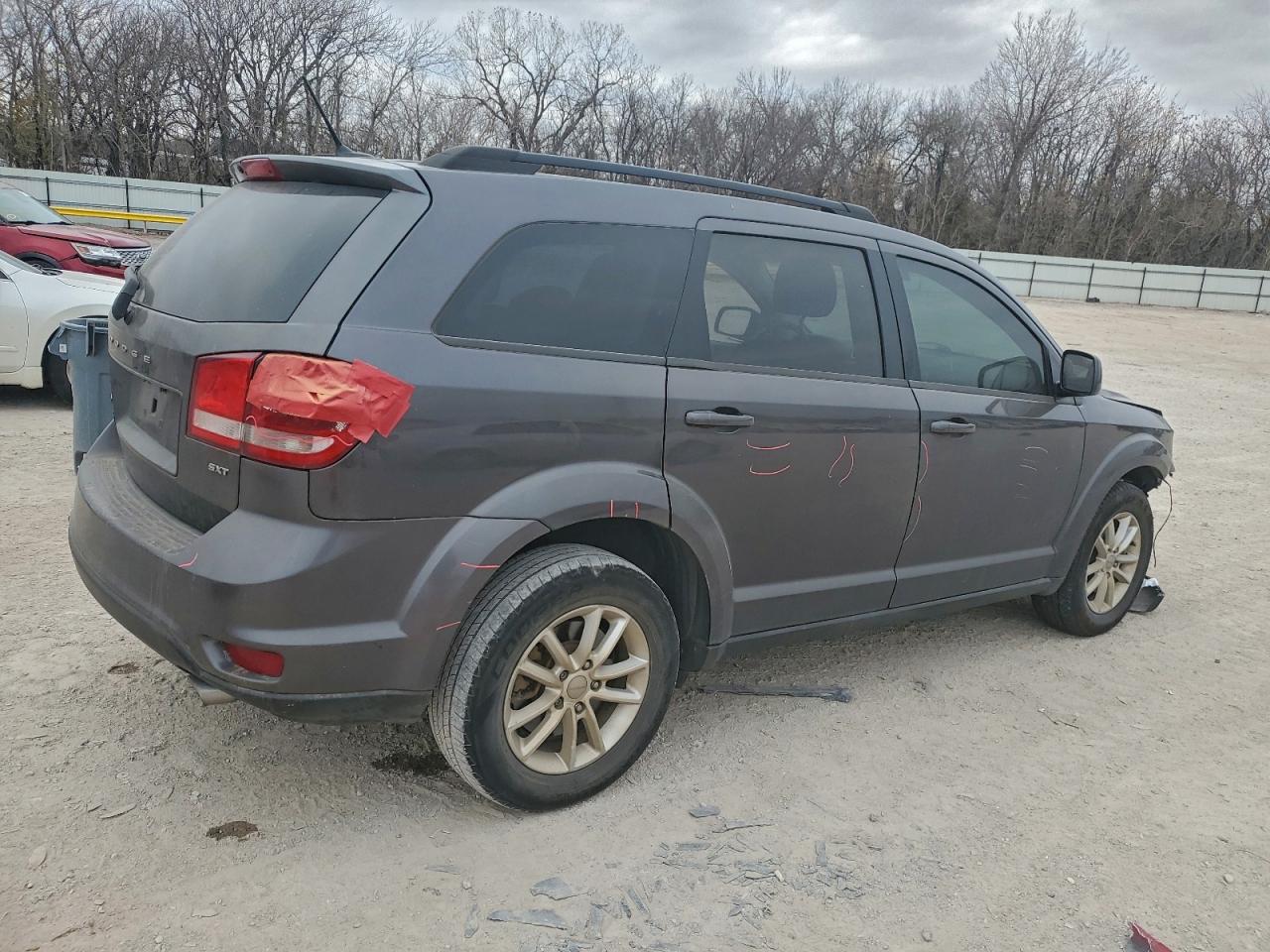 2017 DODGE JOURNEY SXT photo 3