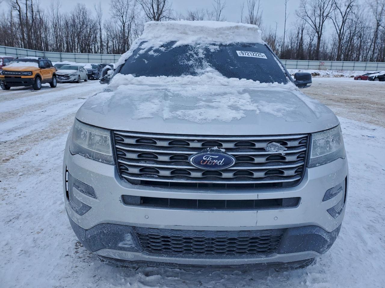2017 FORD EXPLORER XLT photo 9