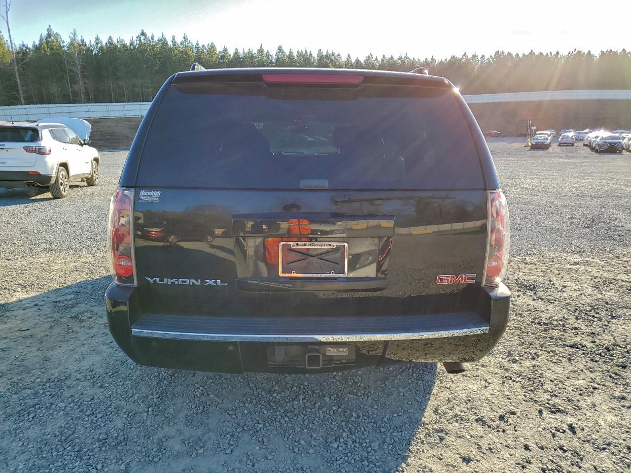 2013 GMC YUKON XL DENALI photo 11