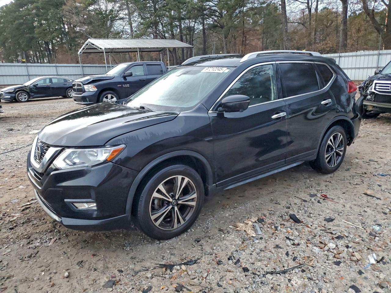 2019 NISSAN ROGUE