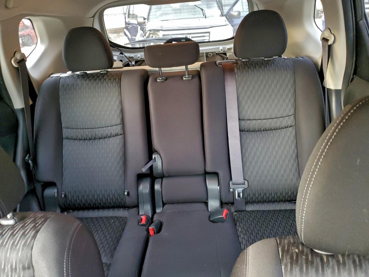 2019 NISSAN ROGUE S photo 19