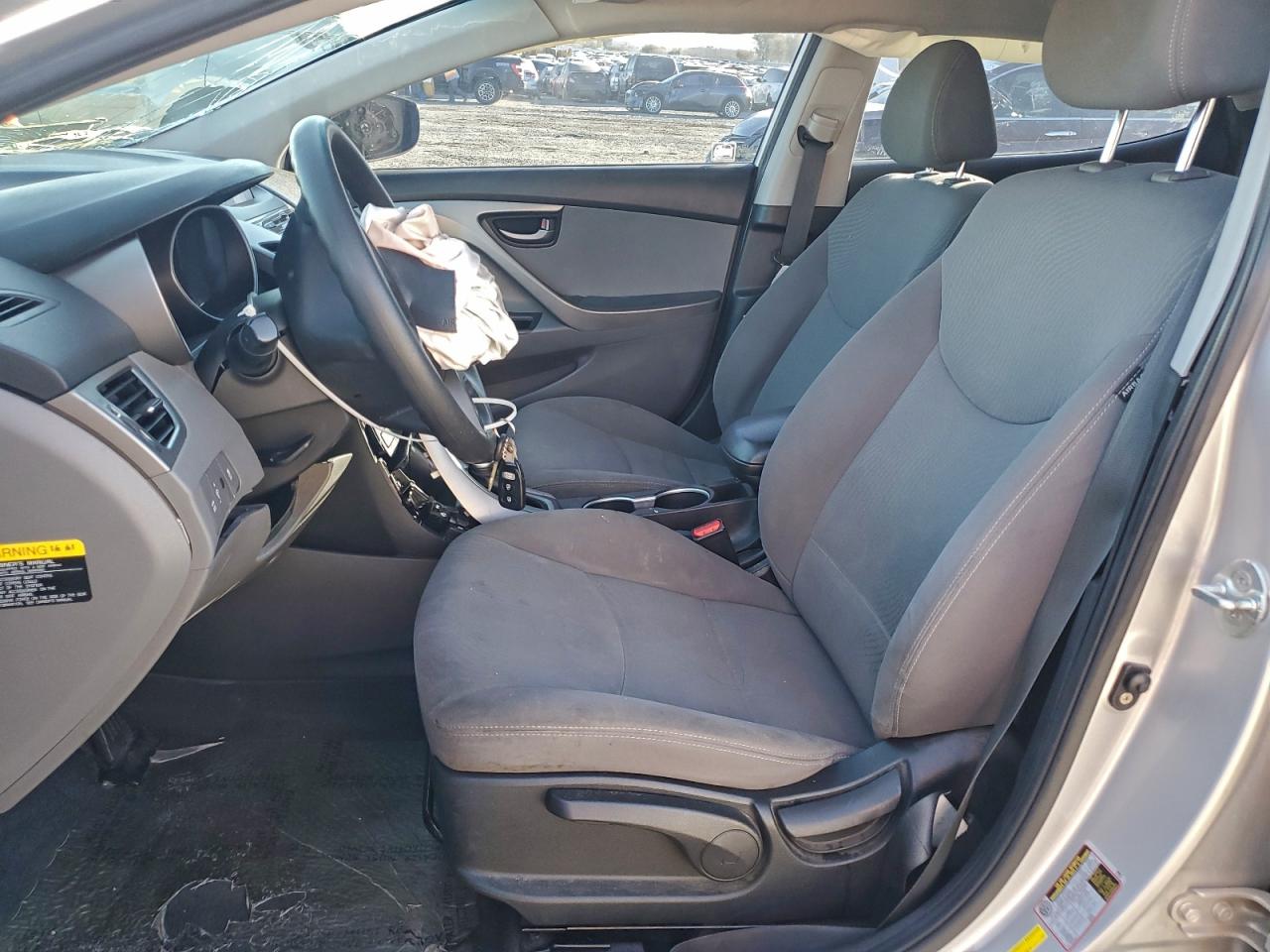 2014 HYUNDAI ELANTRA SE photo 7
