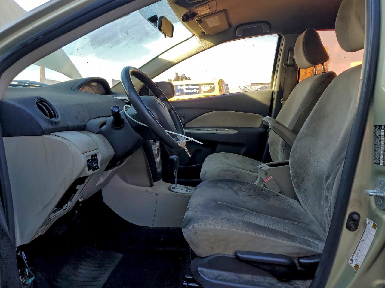 2008 TOYOTA YARIS photo 7