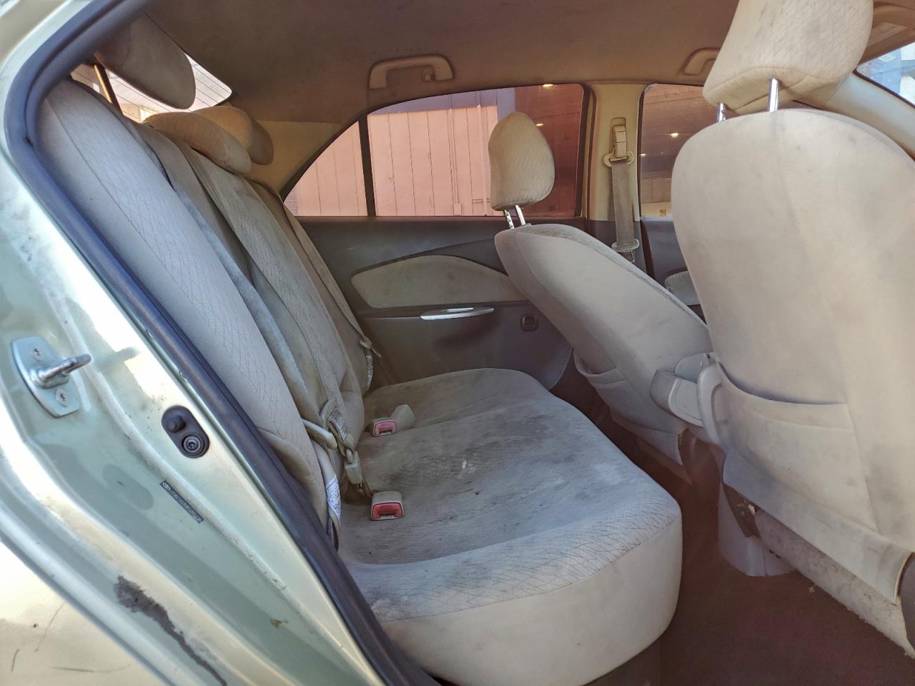 2008 TOYOTA YARIS photo 10