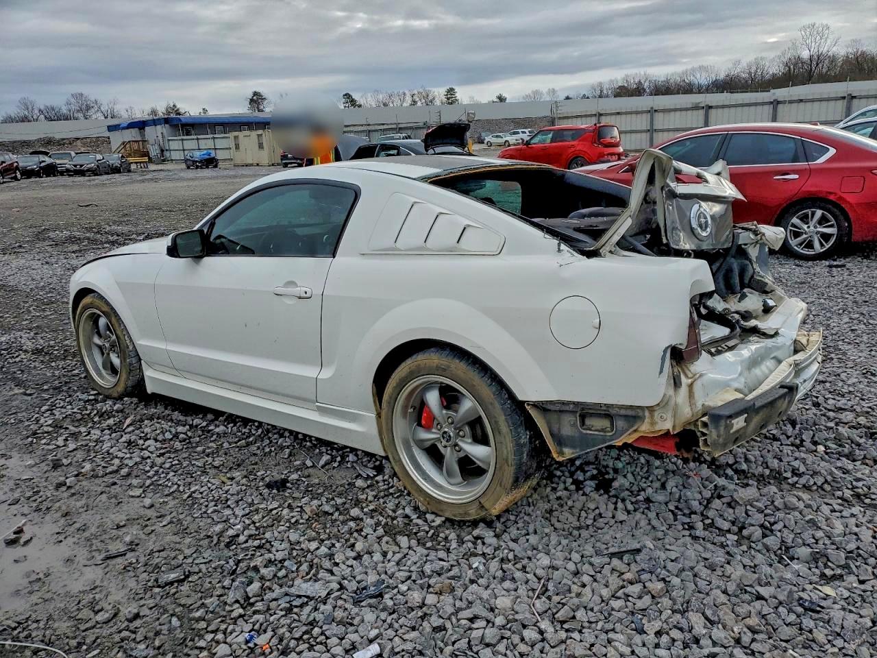 2005 FORD MUSTANG photo 3