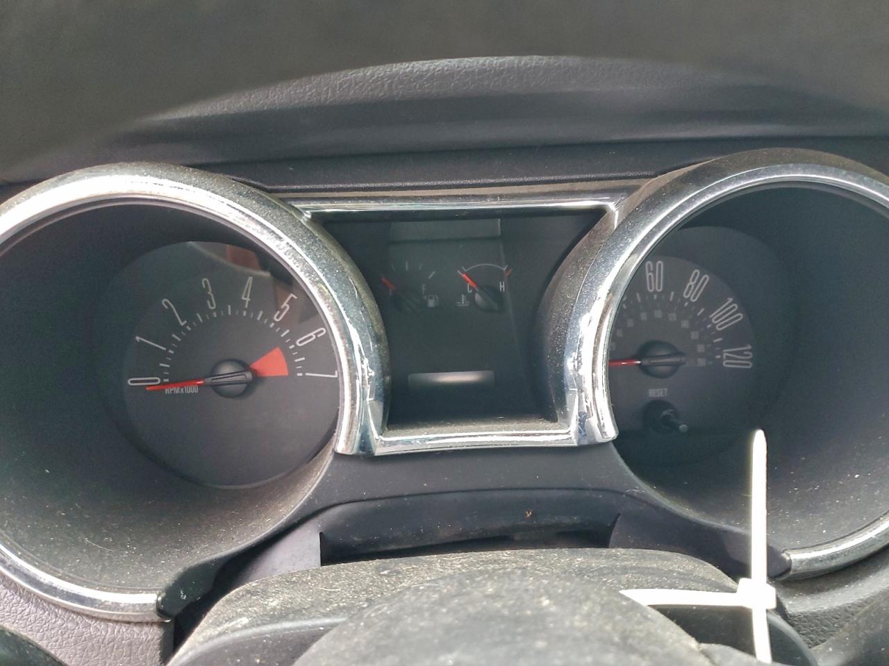 2005 FORD MUSTANG photo 17