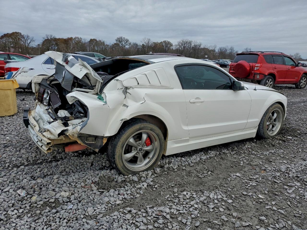 2005 FORD MUSTANG photo 5