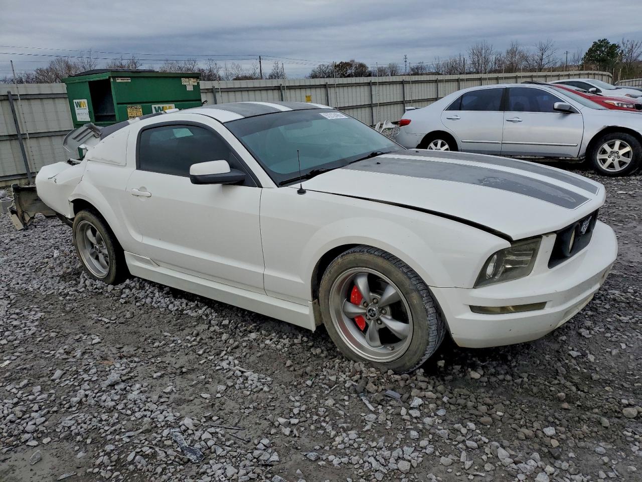 2005 FORD MUSTANG photo 7