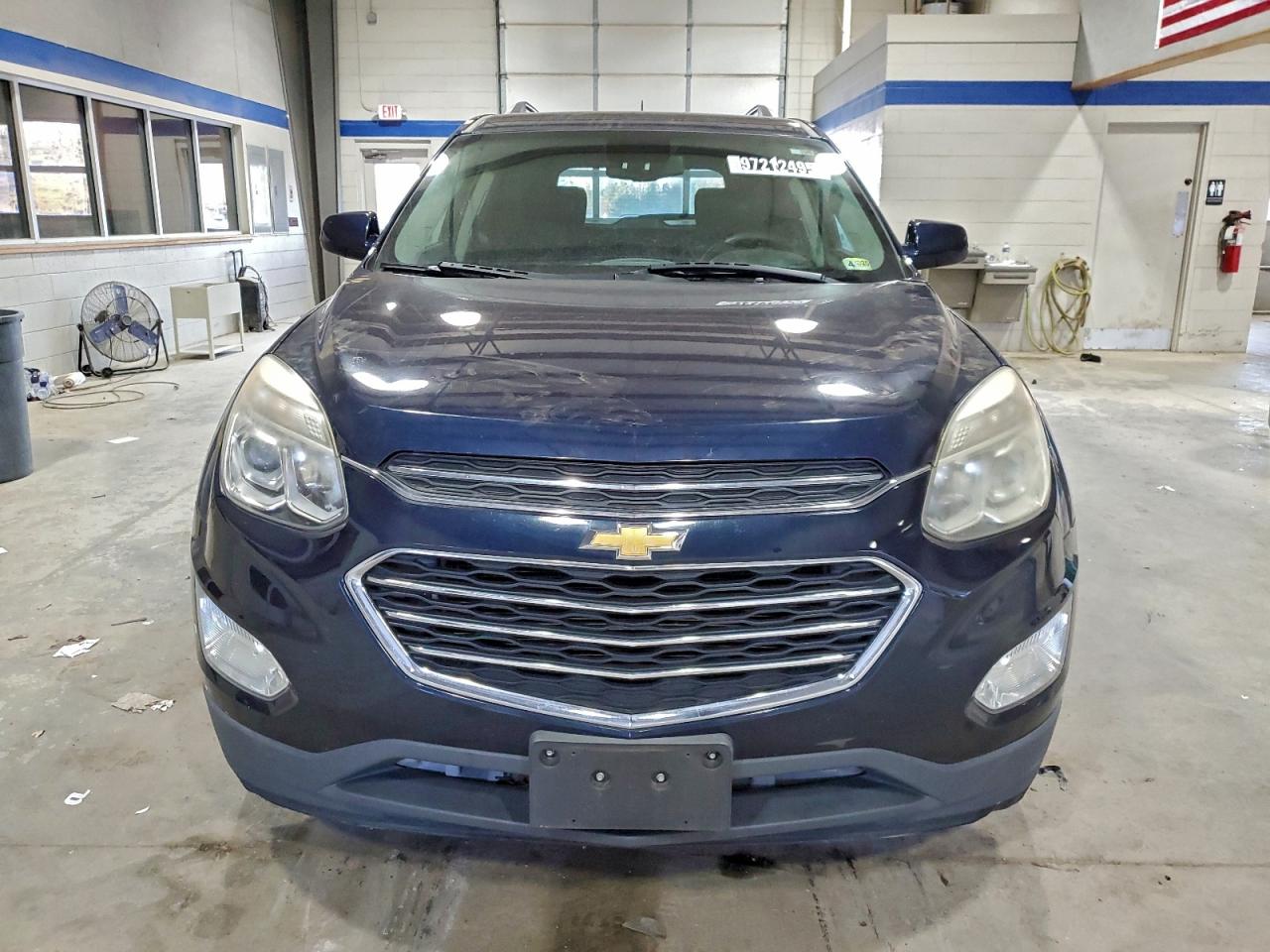 2017 CHEVROLET EQUINOX LT photo 5