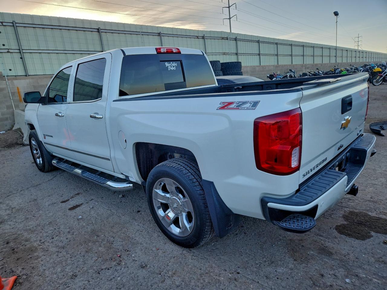 2017 CHEVROLET SILVERADO K1500 LTZ photo 3