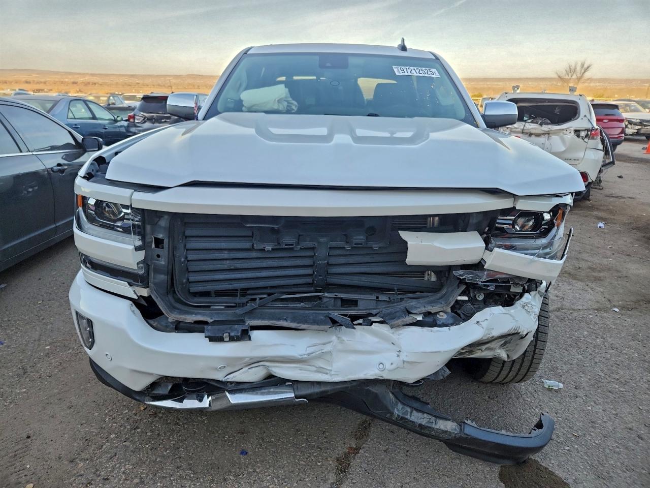 2017 CHEVROLET SILVERADO K1500 LTZ photo 9