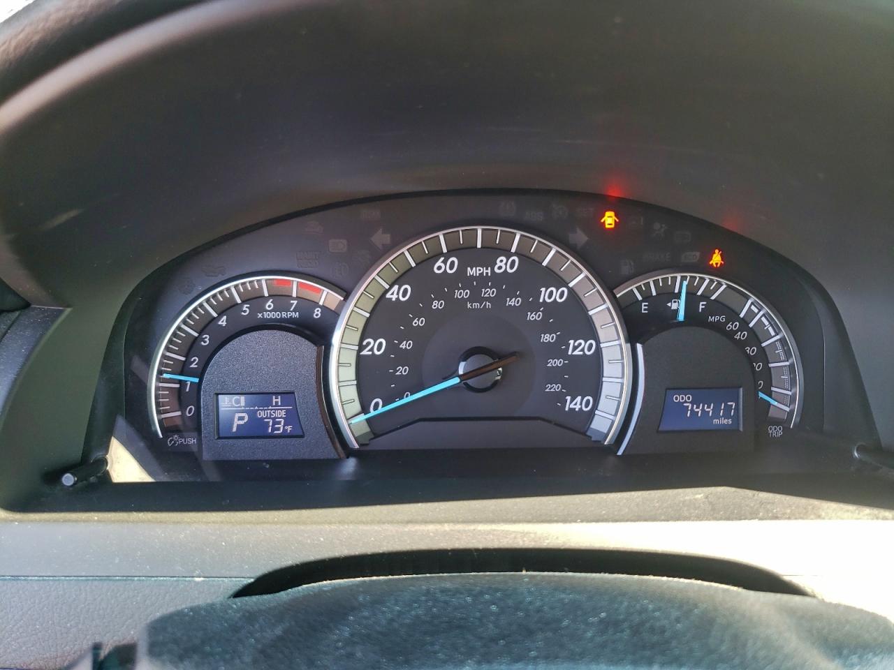 2013 TOYOTA CAMRY L photo 17