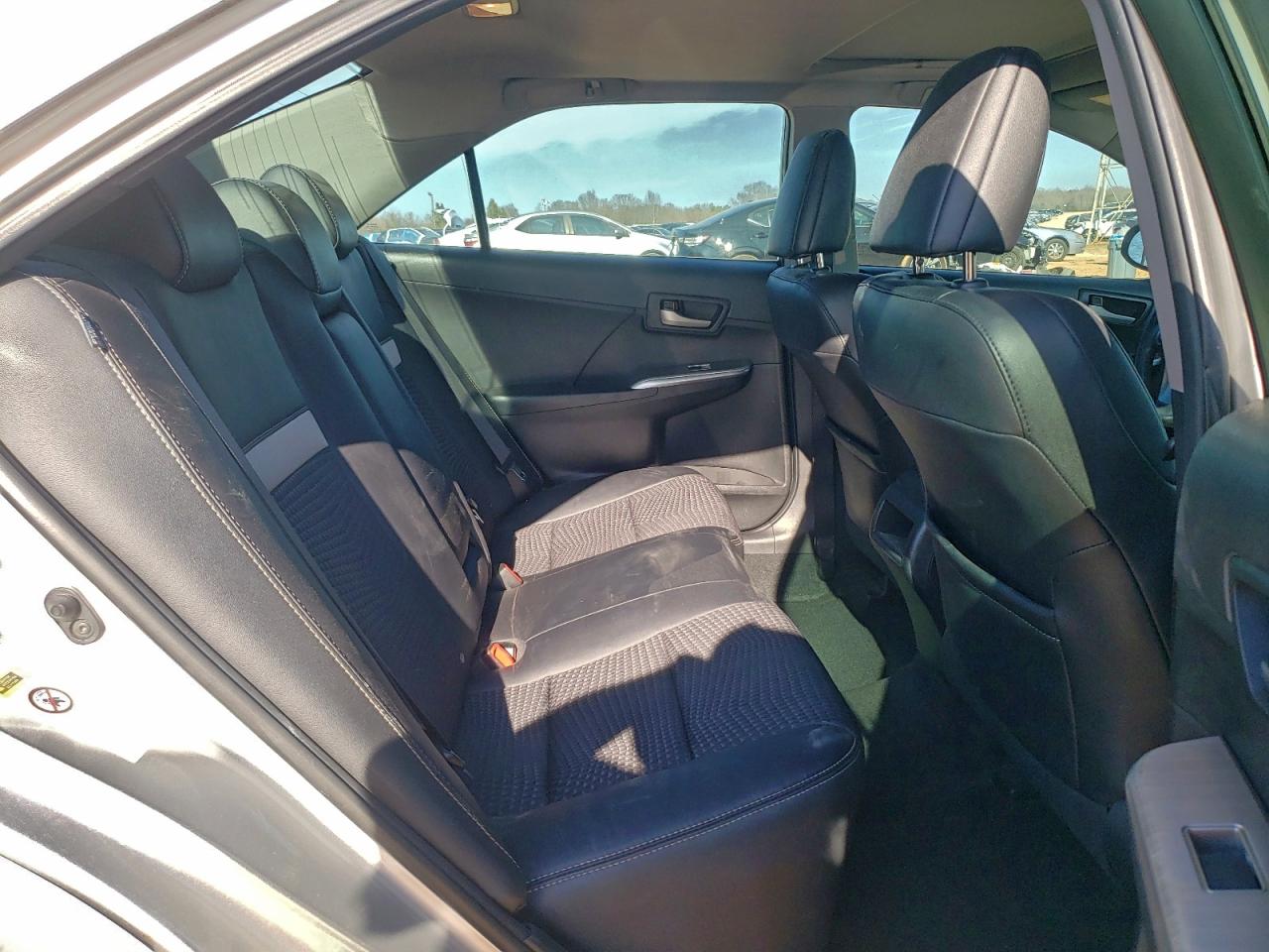2013 TOYOTA CAMRY L photo 19