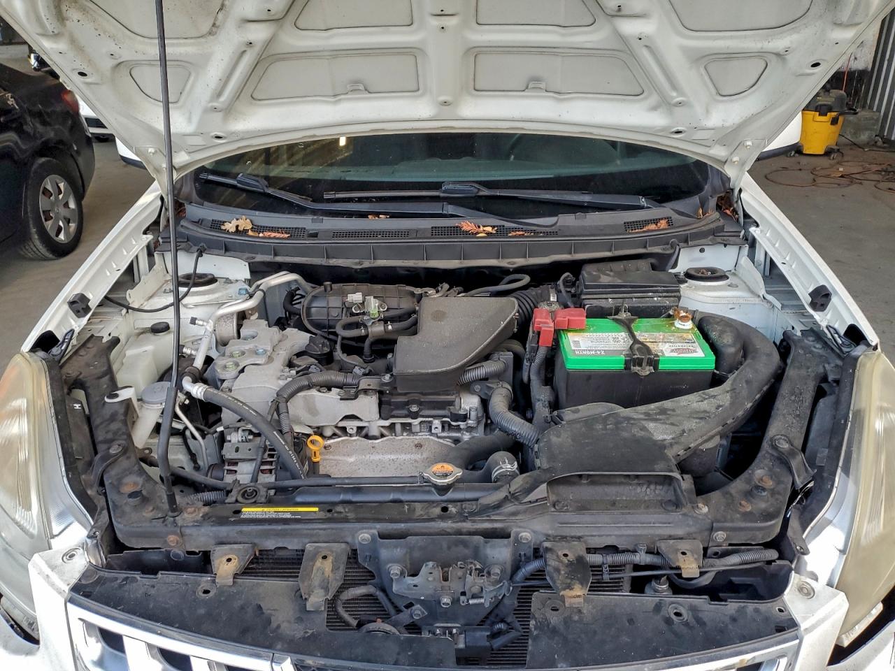 2013 NISSAN ROGUE S photo 12