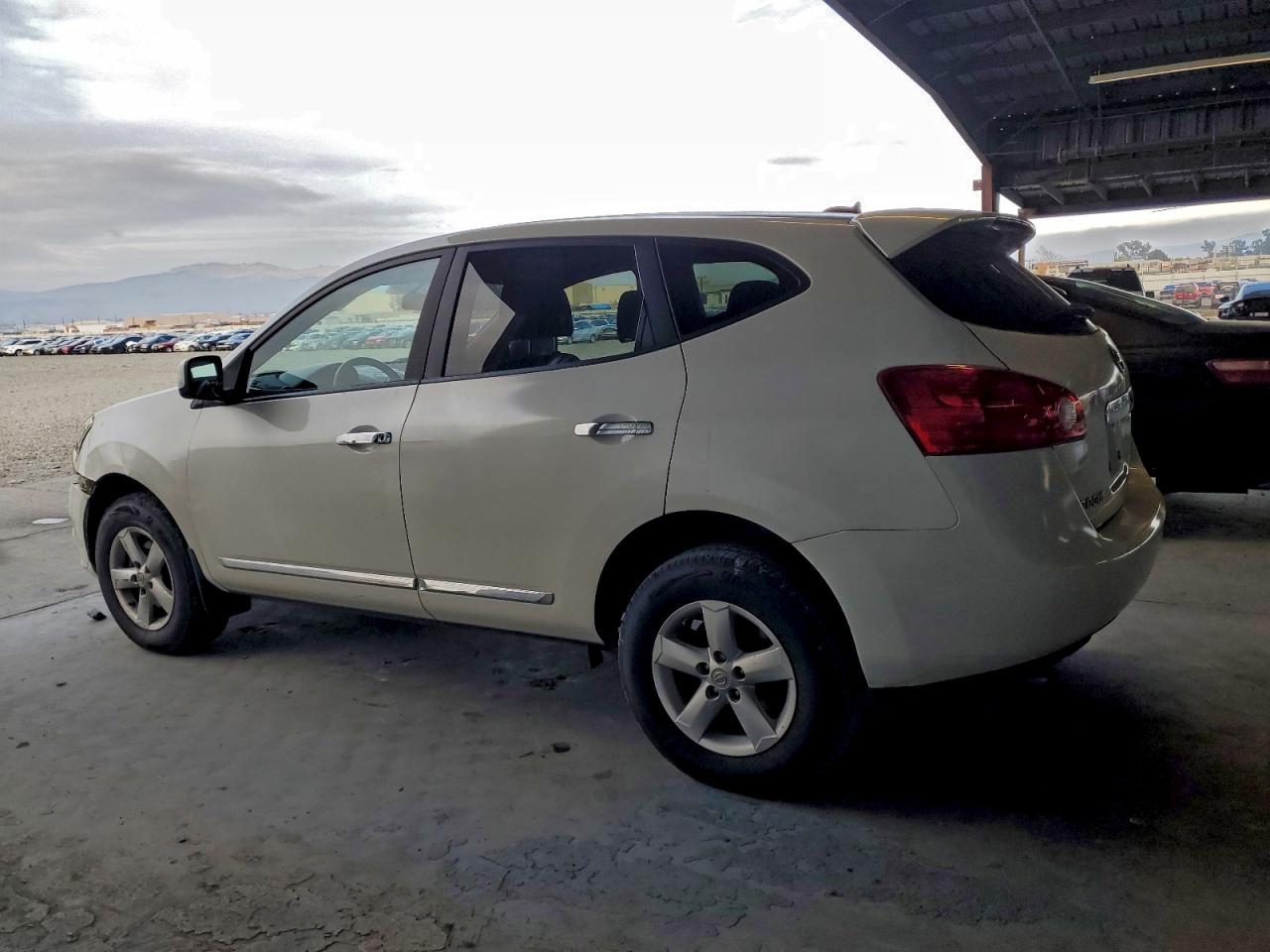 2013 NISSAN ROGUE S photo 2