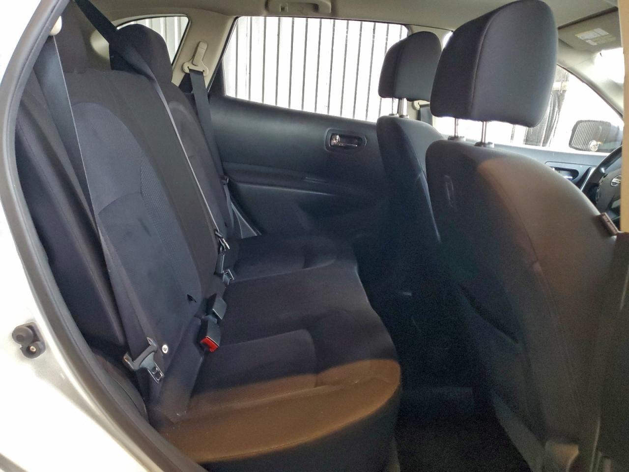 2013 NISSAN ROGUE S photo 11