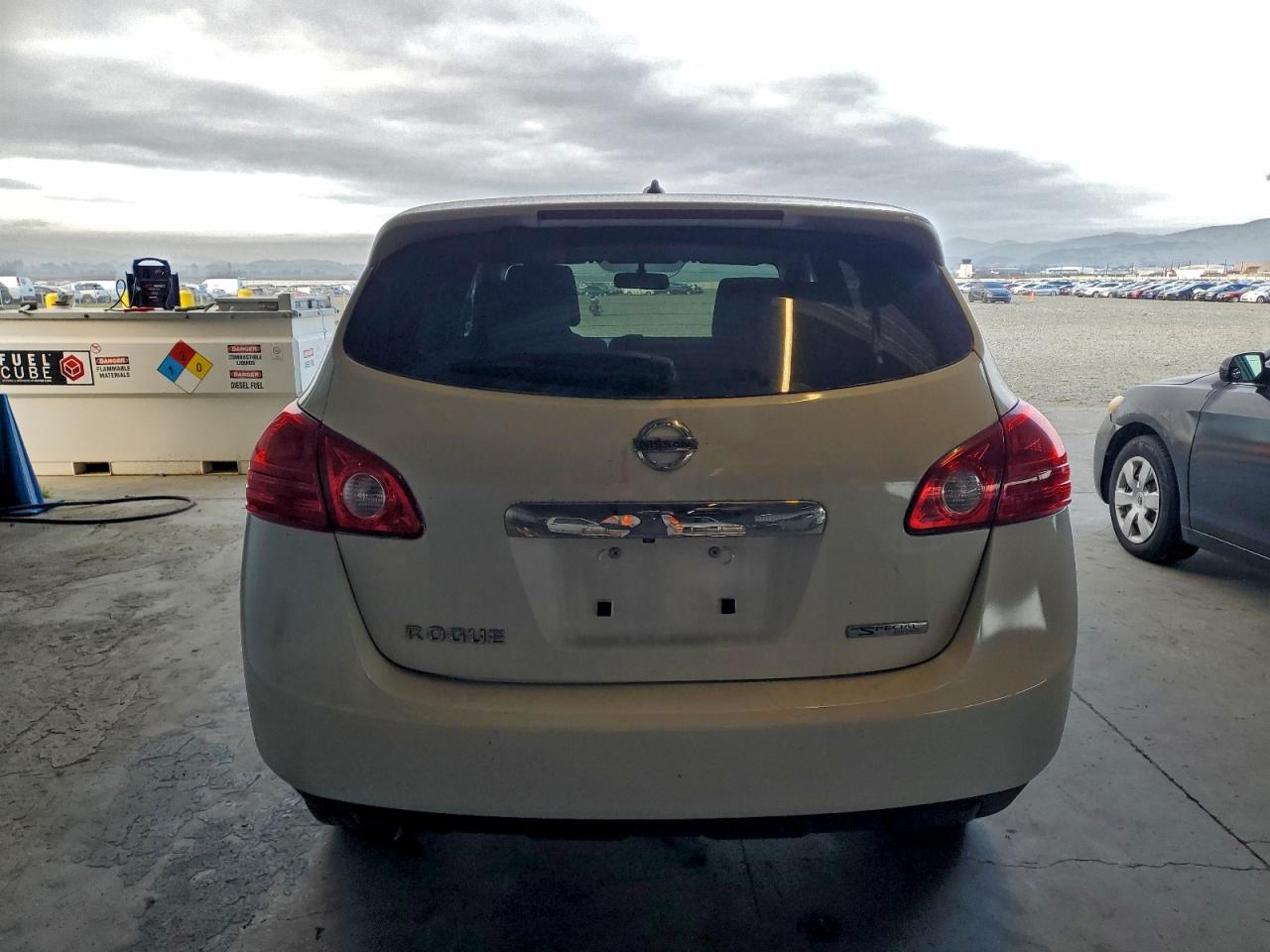 2013 NISSAN ROGUE S photo 6