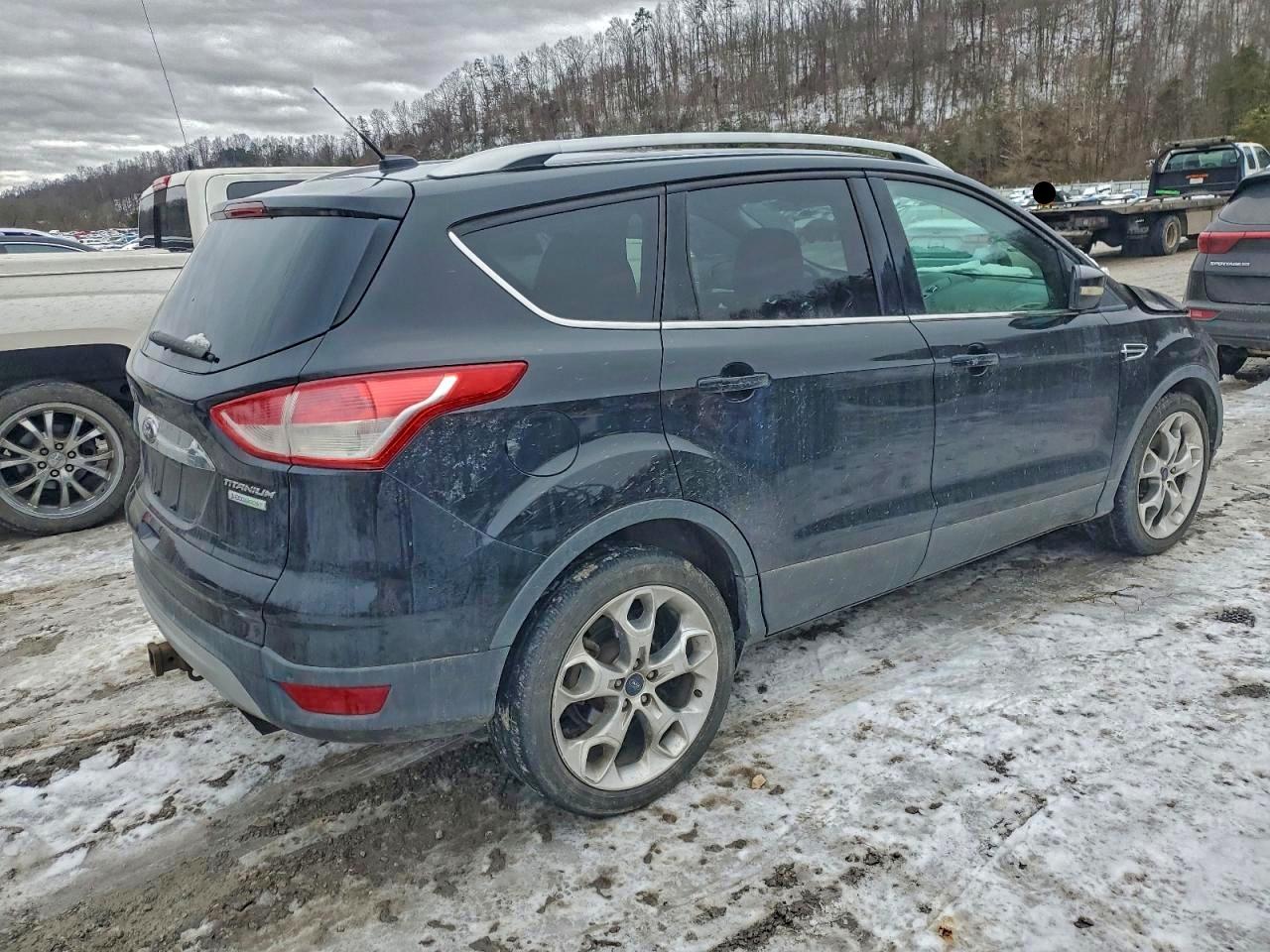 2016 FORD ESCAPE TITANIUM photo 5