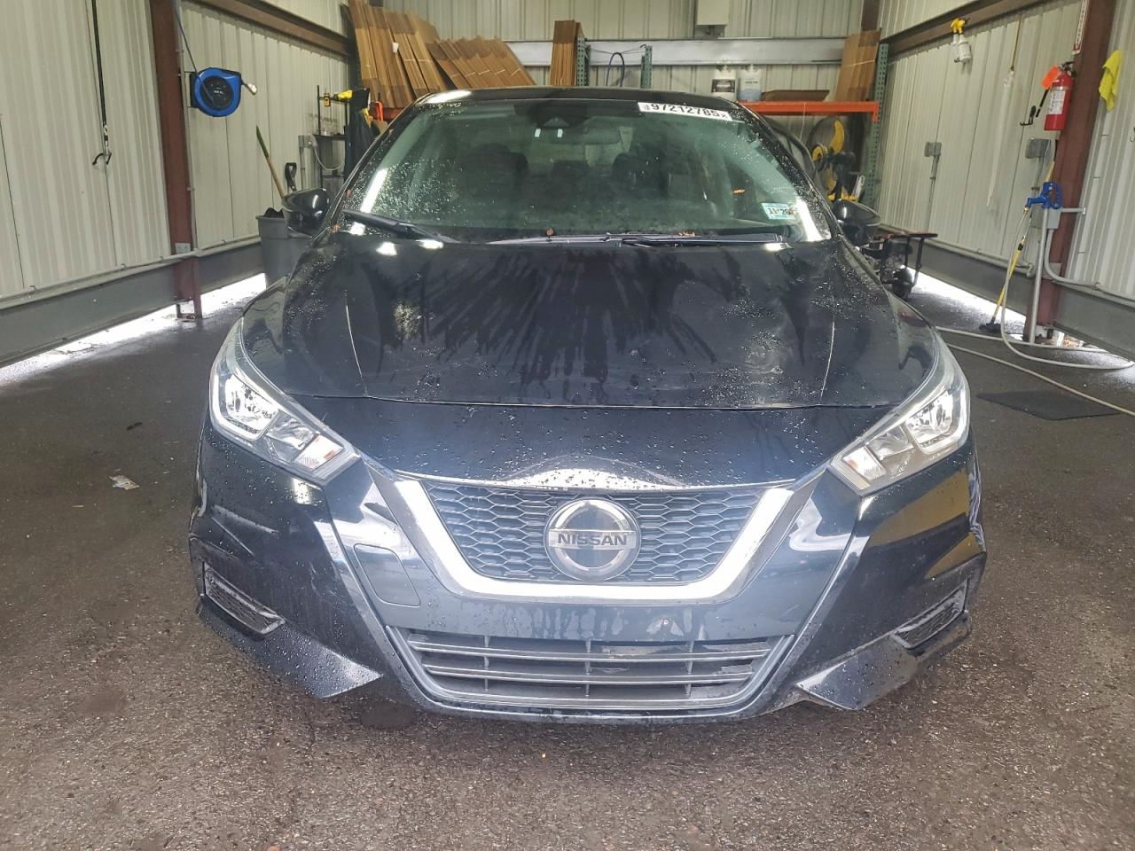 2021 NISSAN VERSA SV photo 9