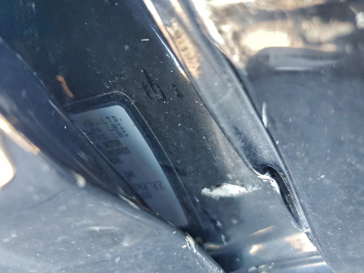 2021 NISSAN VERSA SV photo 23