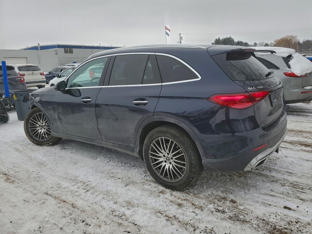 2024 MERCEDES-BENZ GLC 300 4MATIC photo 2