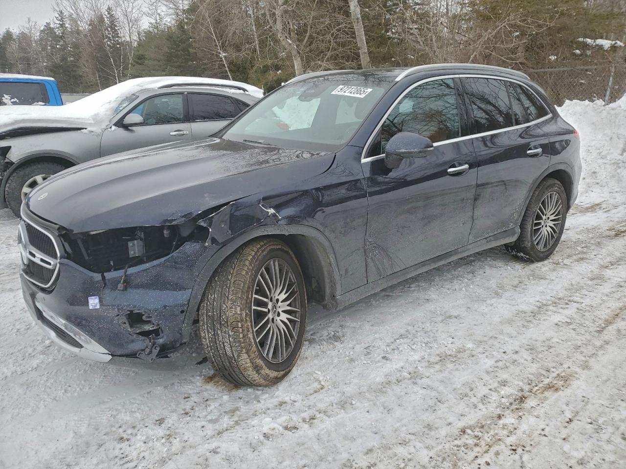 2024 MERCEDES-BENZ GLC