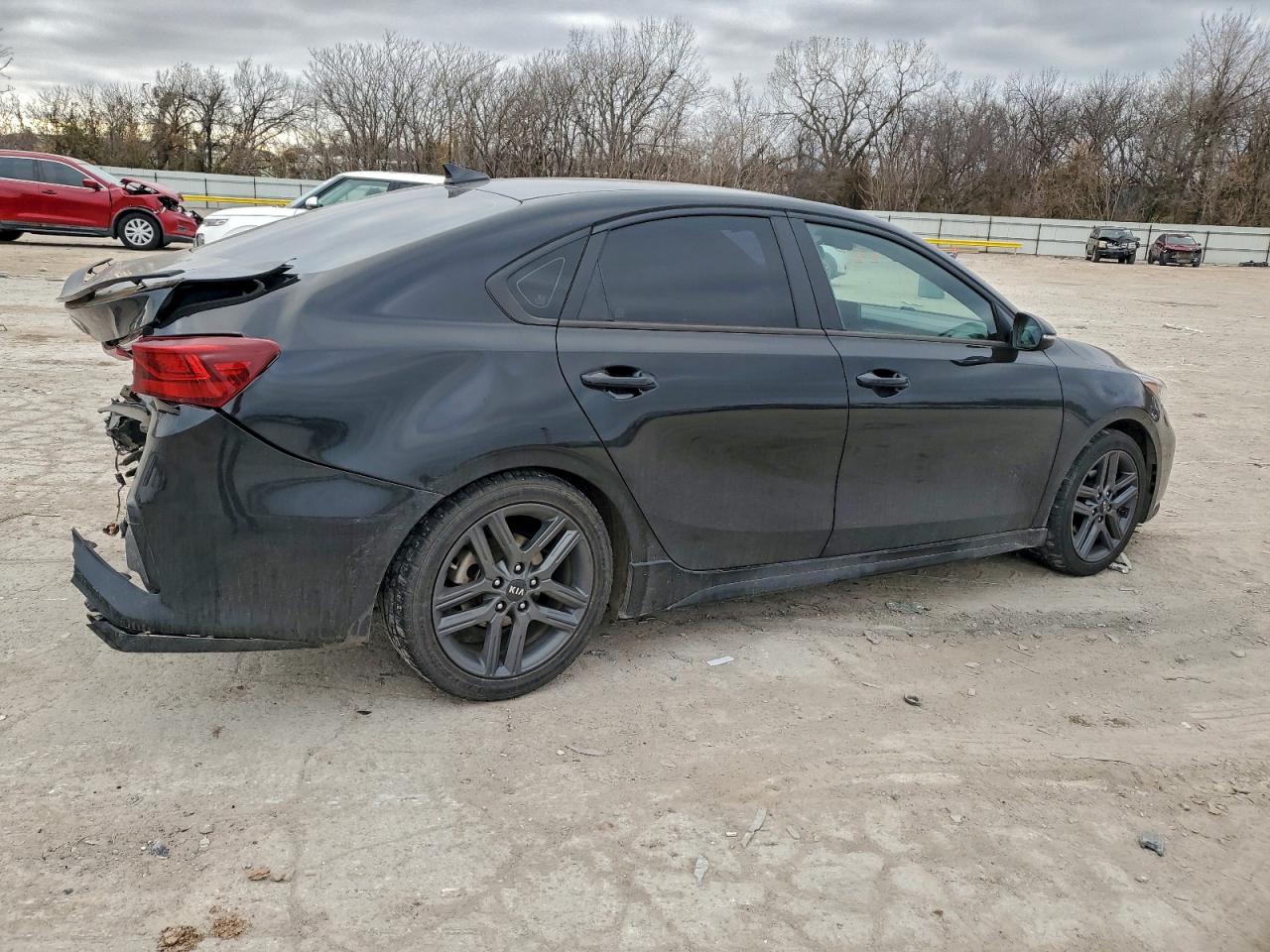 2020 KIA FORTE GT LINE photo 3
