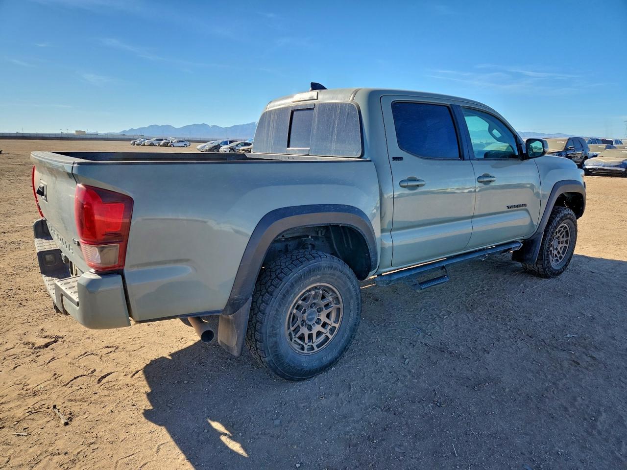 2022 TOYOTA TACOMA DOUBLE CAB photo 7