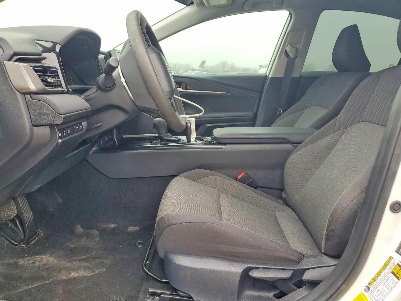 2025 TOYOTA CAMRY XSE photo 7