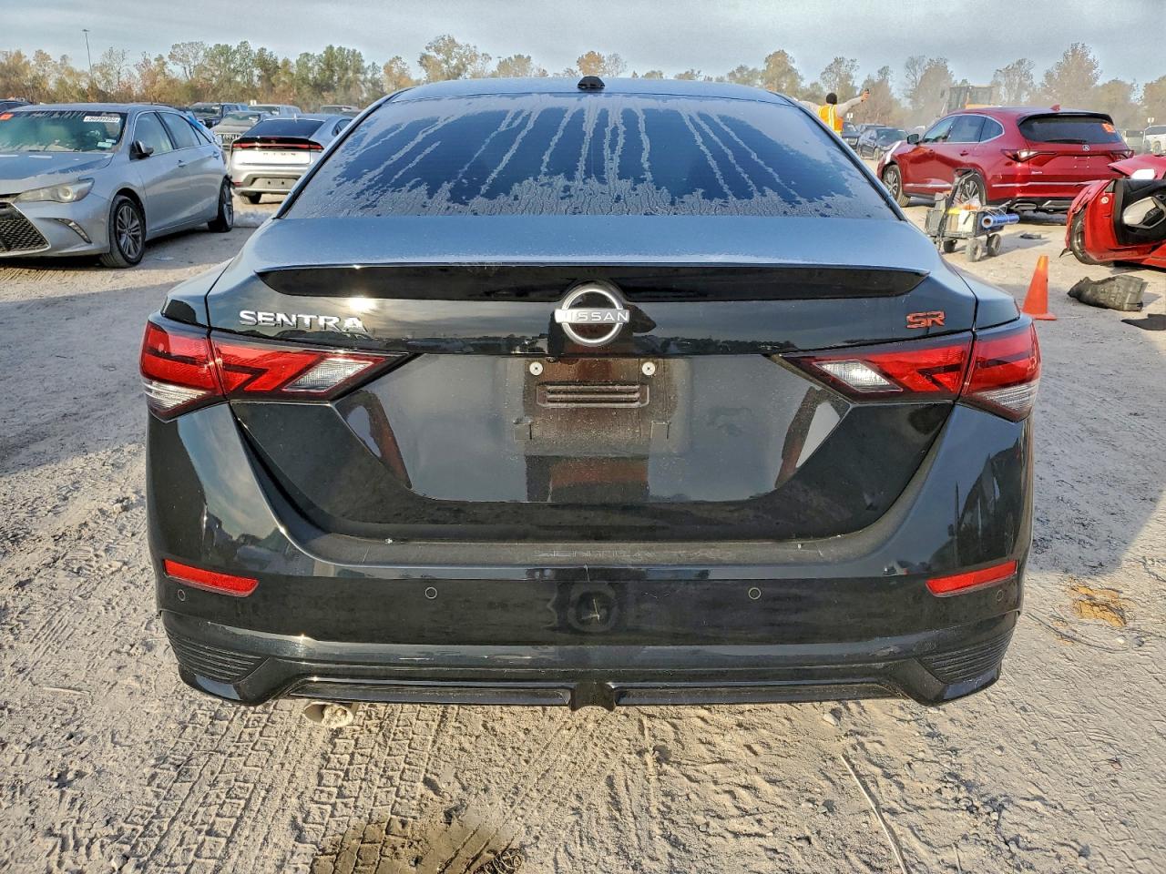 2024 NISSAN SENTRA SR photo 11