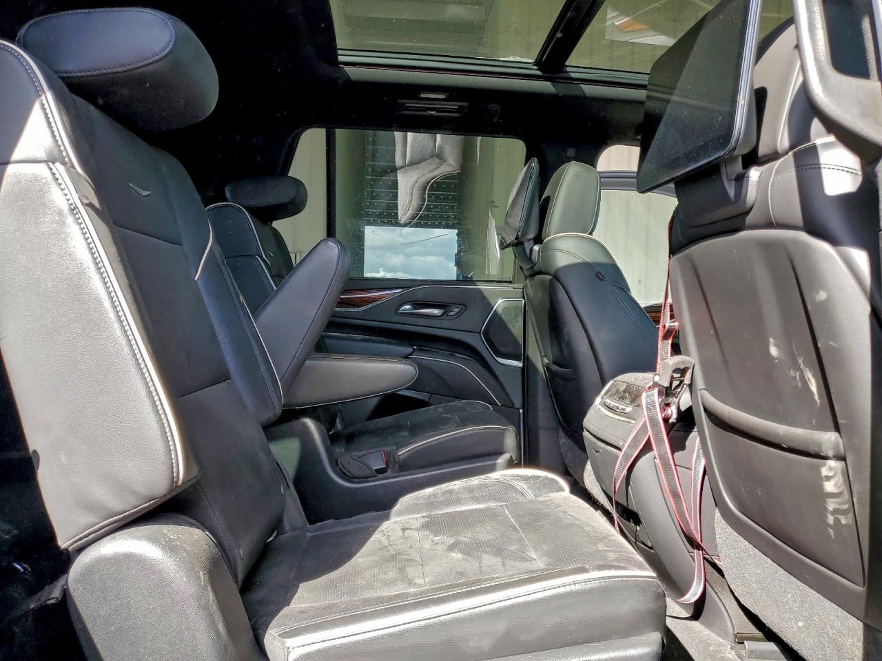 2021 CADILLAC ESCALADE PREMIUM LUXURY photo 11