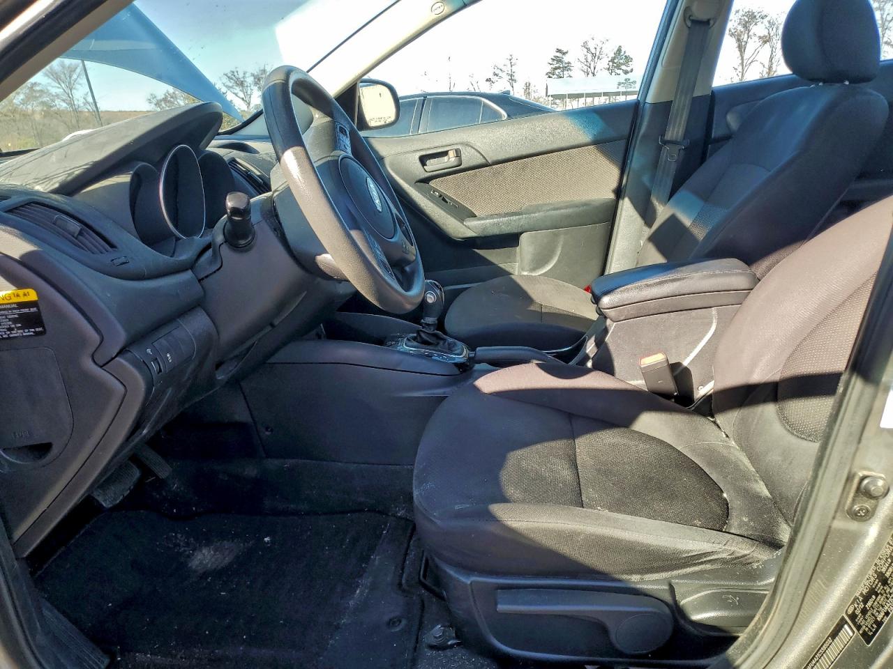 2012 KIA FORTE EX photo 7