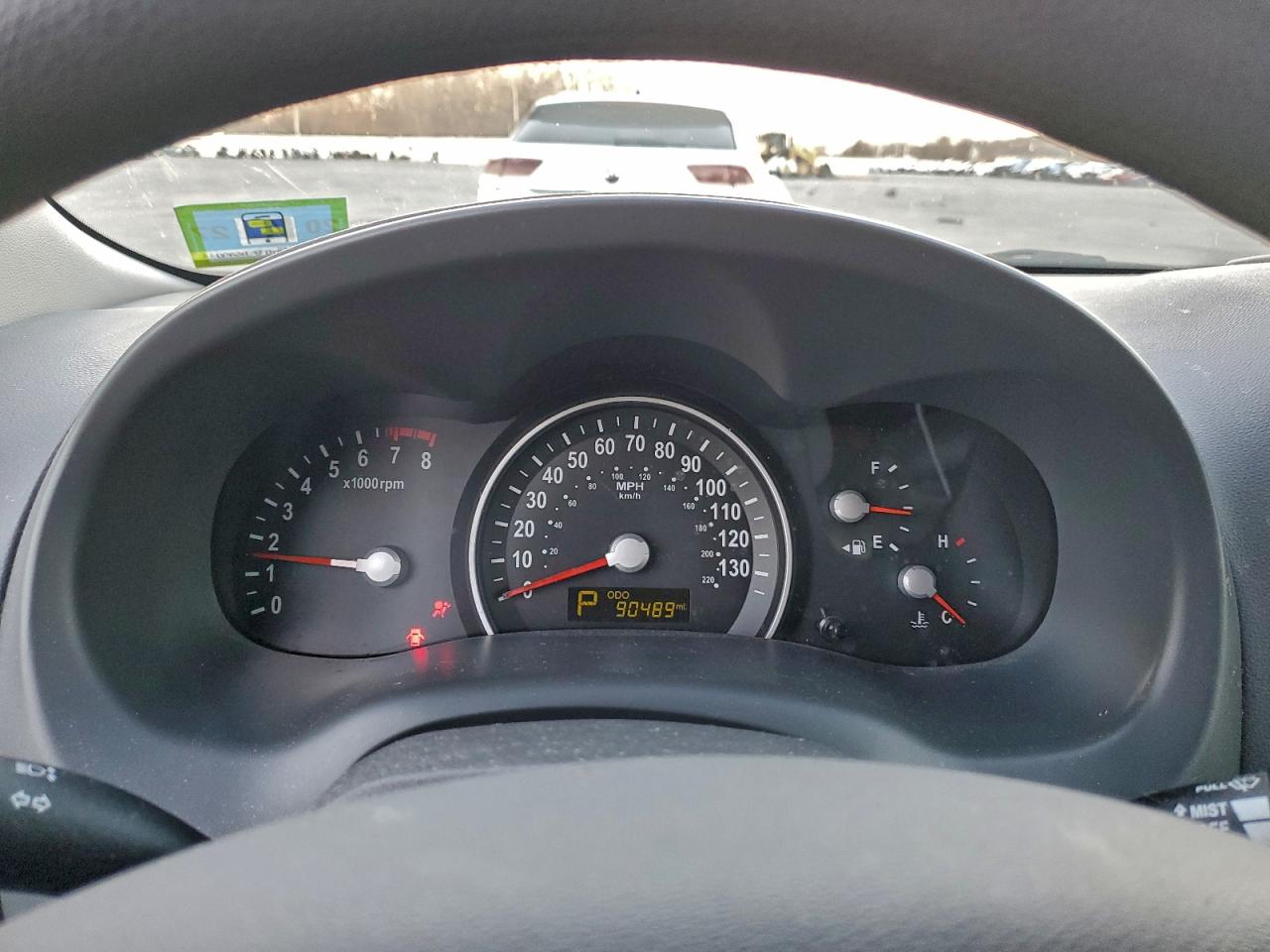2012 KIA SEDONA LX photo 17