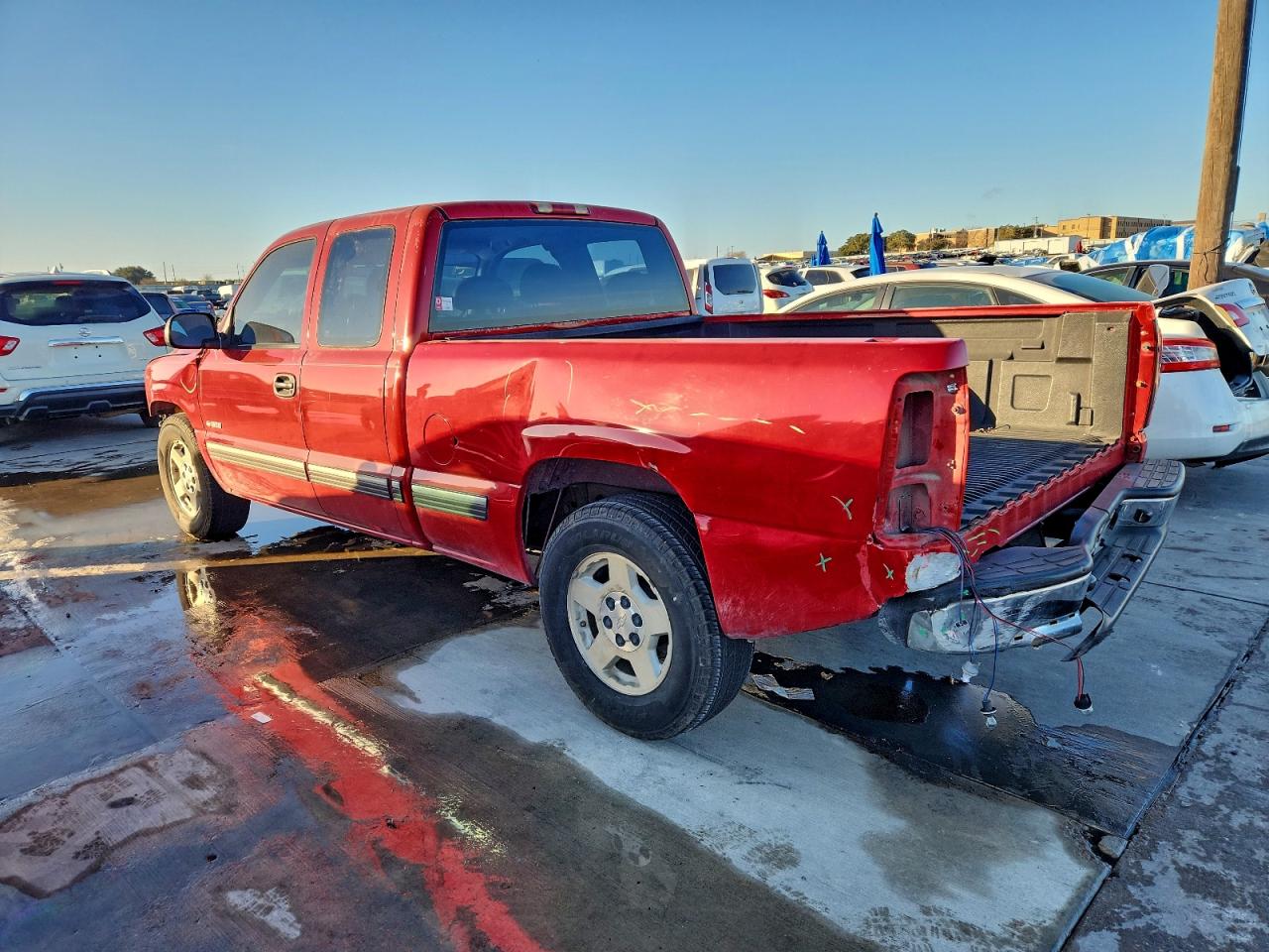 2002 CHEVROLET SILVERADO C1500 photo 2