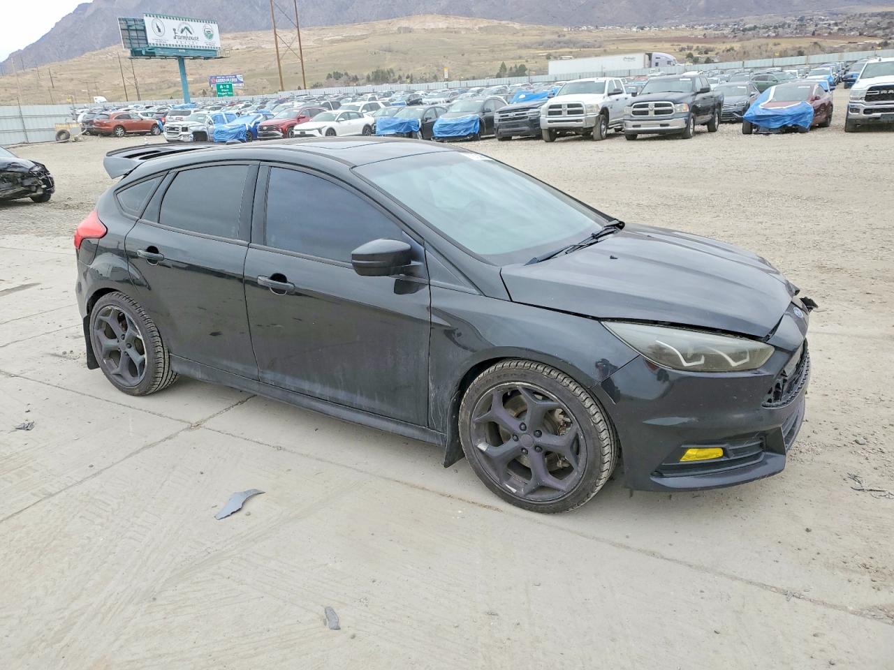 2015 FORD FOCUS ST photo 4