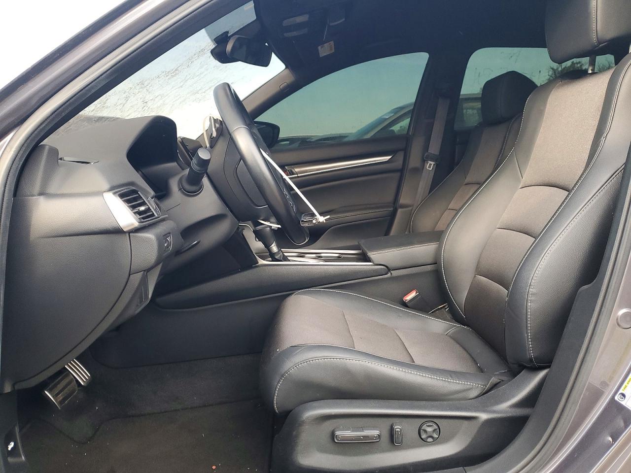 2020 HONDA ACCORD SPORT photo 7