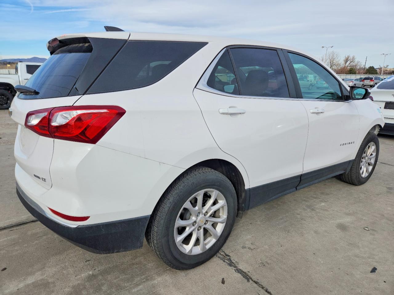 2021 CHEVROLET EQUINOX LT photo 5