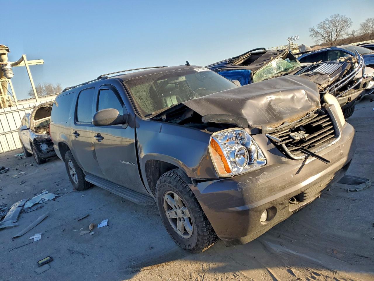 2010 GMC YUKON XL K1500 SLT photo 7