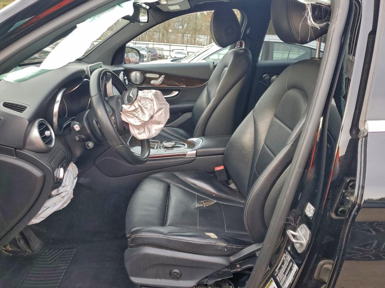 2018 MERCEDES-BENZ GLC 300 photo 13