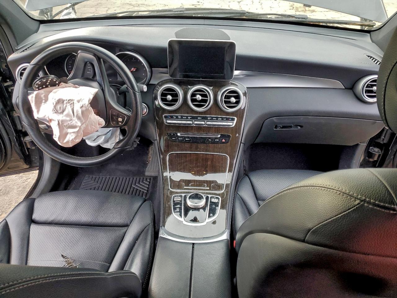 2018 MERCEDES-BENZ GLC 300 photo 15