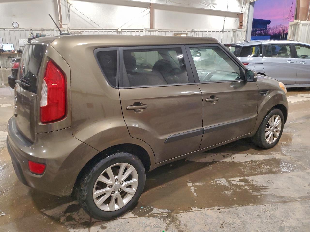 2012 KIA SOUL + photo 3