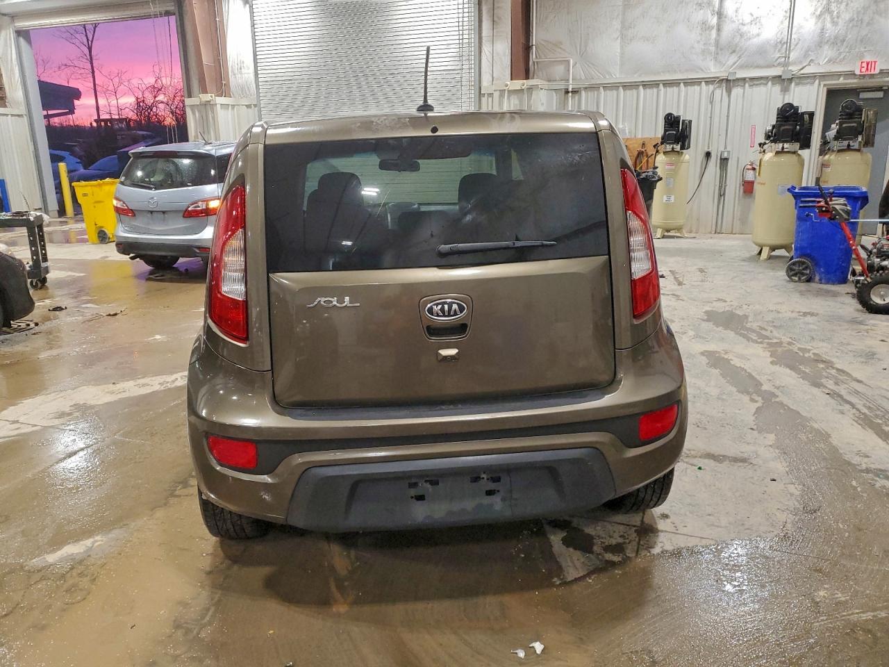 2012 KIA SOUL + photo 6