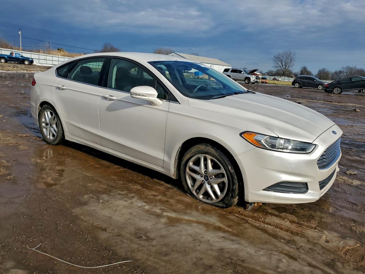 2013 FORD FUSION SE photo 4
