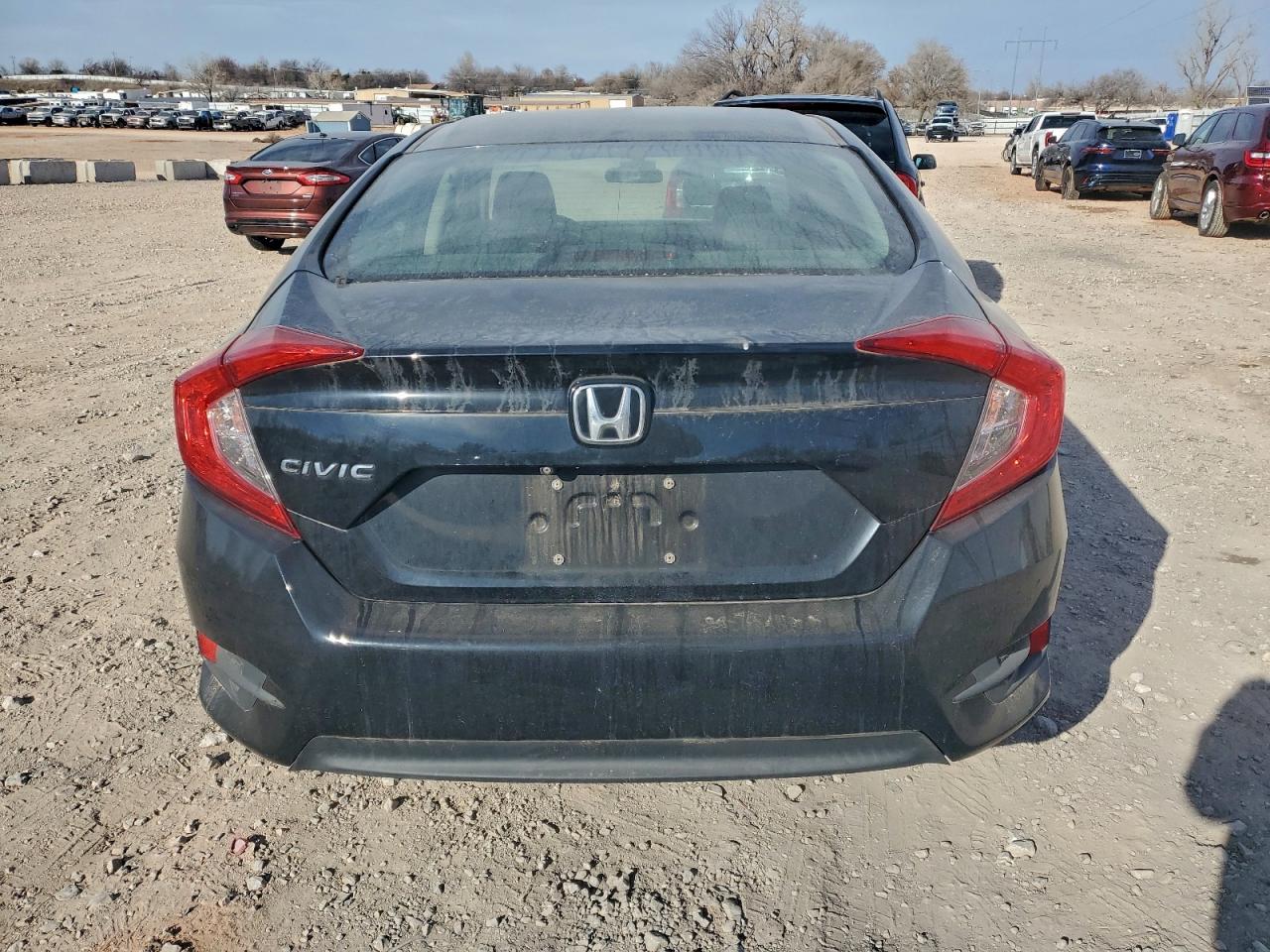 2017 HONDA CIVIC LX photo 6