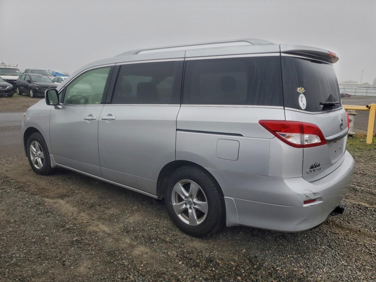 2014 NISSAN QUEST S photo 3