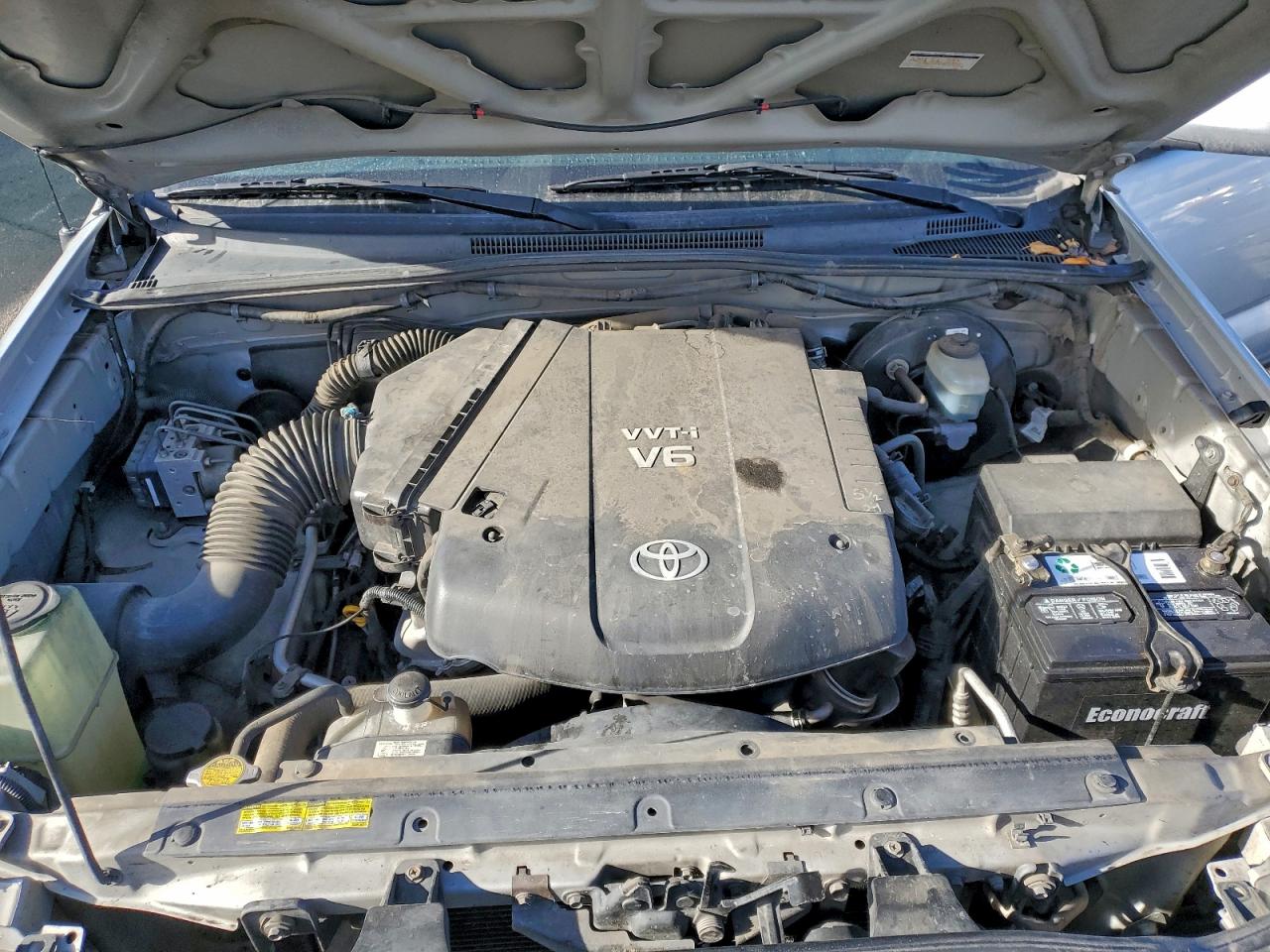 2005 TOYOTA TACOMA V6 photo 10